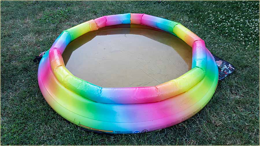 Bazeni i bazenii su se ustalili po avlijama !!!