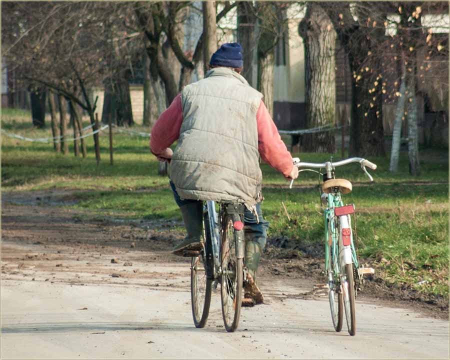Jedan o′ek..., jedan bicikli !!!