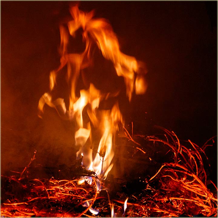 Stalno mi se vrzma naUm ono - plamen slobode !!!