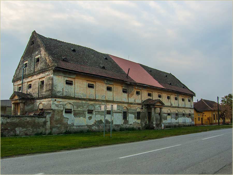 Žitni magacin, na dananji dân 2010-te godine...
